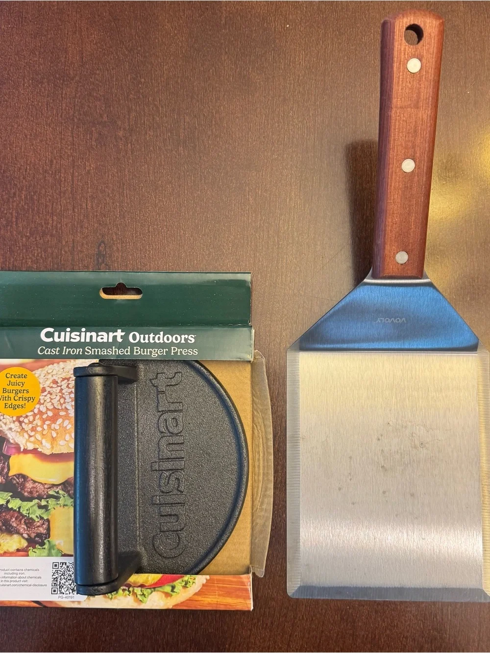 Set of two Blackstone Griddle Utensils - Spatula and Cast Iron burger press